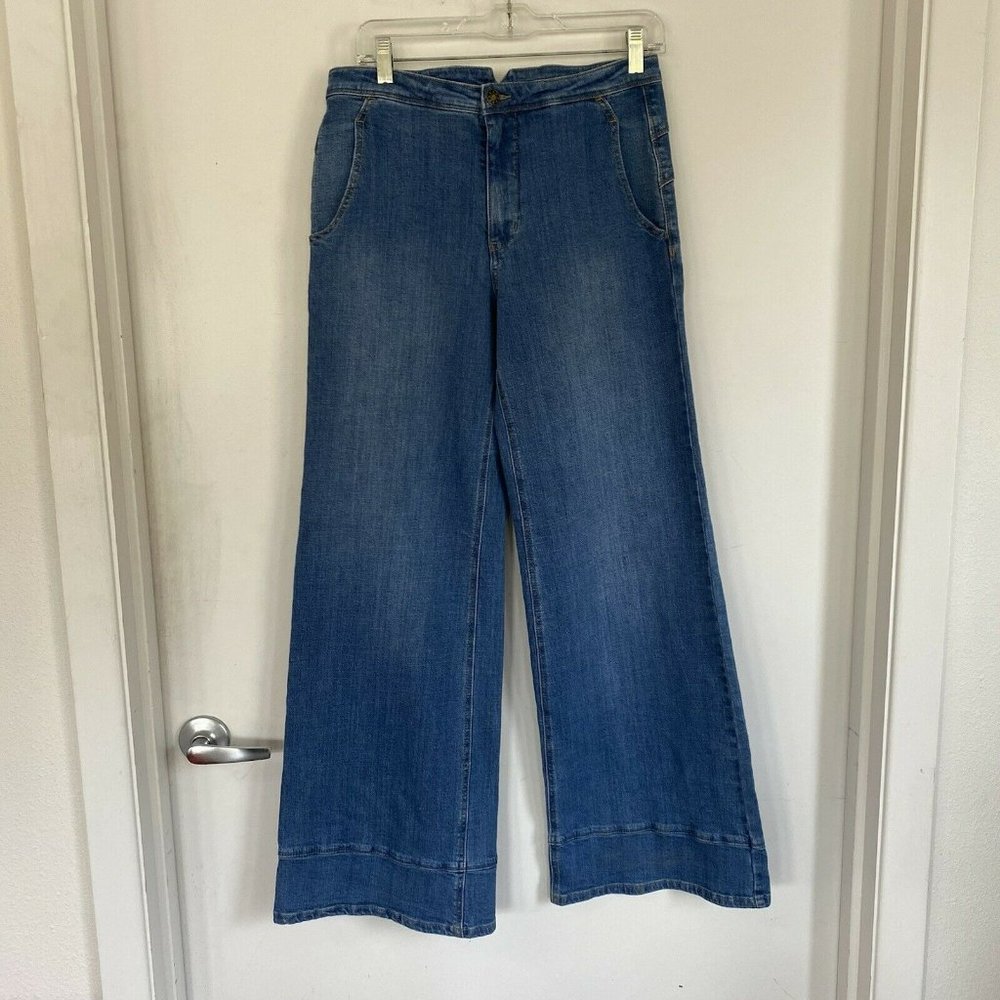 Free People Wide Leg Jeans Light Wash Denim Size 28 Women’s